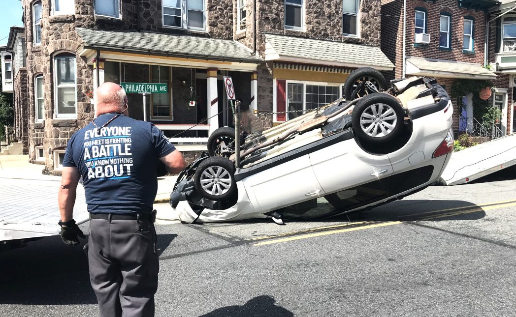 Two cars crash on Jefferson Avenue in Scranton